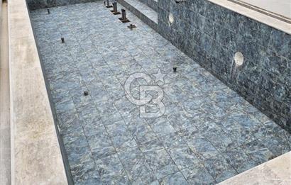 Antalya Döşemealtı Modern Mimarili, Lüks, Havuzlu Satılık Villa