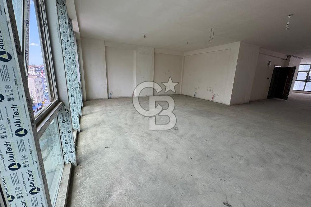 Ümraniye Mithatpaşa caddesi üzeri Kiralık 300 m2 2 katlı ofis