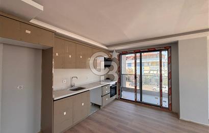 Ayvalık Sarımsaklı'da 1+1 Sıfır Plaja 50m Daire