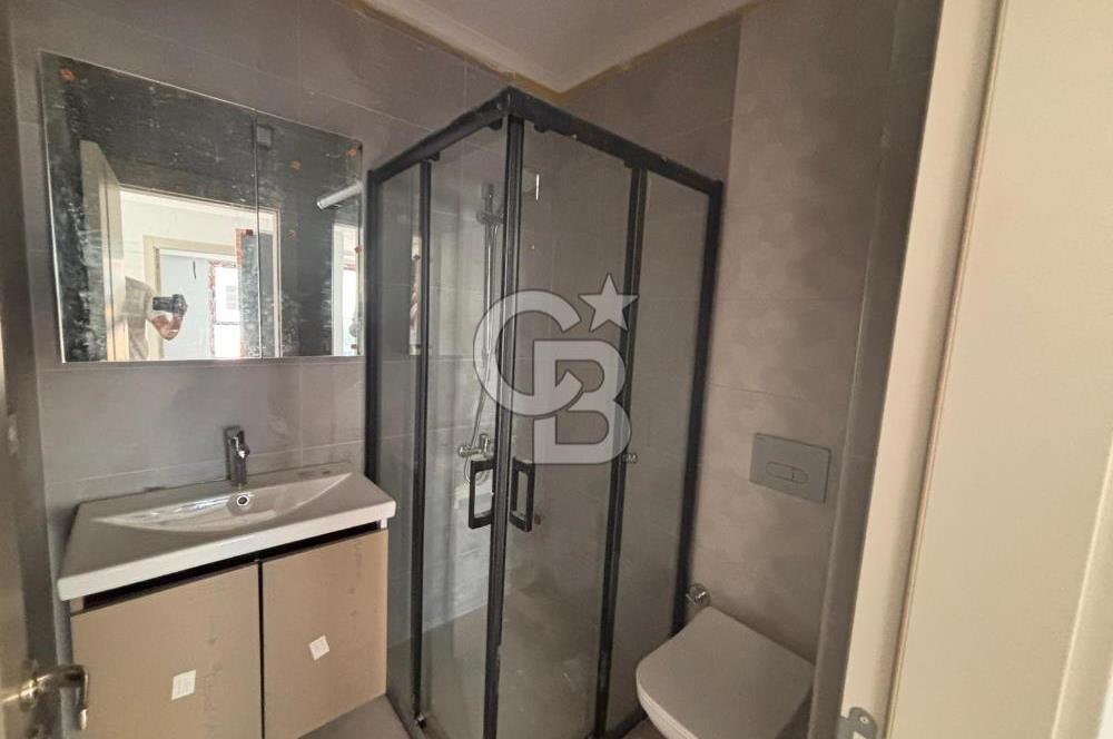 Ayvalık Sarımsaklı'da 1+1 Sıfır Plaja 50m Daire