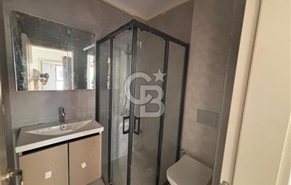 Ayvalık Sarımsaklı'da 1+1 Sıfır Plaja 50m Daire