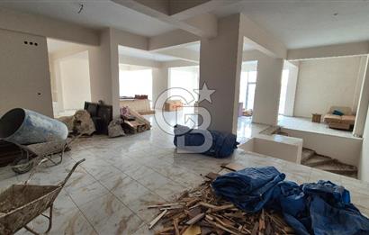 Şirintepe'de Geniş Ticari Dükkan | 250m²+Bodrum+Bahçe+Otopark