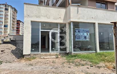 Şirintepe'de Geniş Ticari Dükkan | 250m²+Bodrum+Bahçe+Otopark