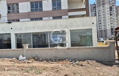 Şirintepe'de Geniş Ticari Dükkan | 250m²+Bodrum+Bahçe+Otopark