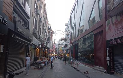 KARŞIKAYA ÇARŞININ KALBİNDE TAŞINMAYA HAZIR 2+1 EŞYALI DAİRE