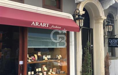 Beyoğlu Billur Sokak’ta 5 Katlı, 8 Odalı Satılık Otel