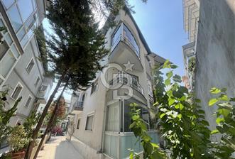 BORNOVA ATATÜRK MAH ARA KAT ÇİFT CEPHE 2+1 KİRALIK DAİRE