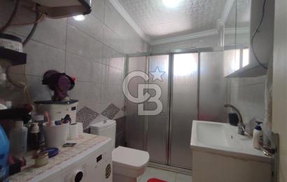 Ayvalık 150 Evler Mahallesi'nde Merkezi Konumda Satılık 3+1 Daire 