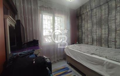 Ayvalık 150 Evler Mahallesi'nde Merkezi Konumda Satılık 3+1 Daire 