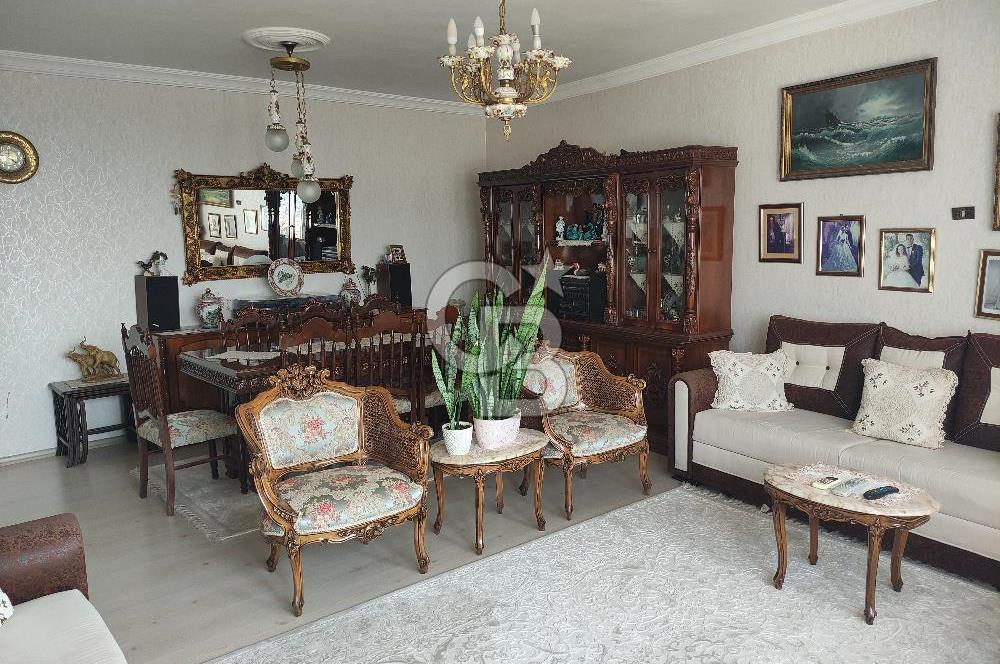 DENİZ VE GÖKDELEN MANZARALI ÖNÜ AÇIK SATILIK DAİRE