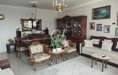 DENİZ VE GÖKDELEN MANZARALI ÖNÜ AÇIK SATILIK DAİRE
