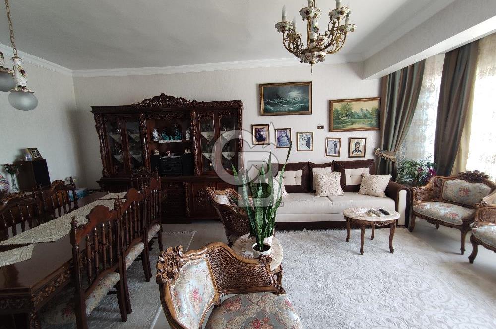 DENİZ VE GÖKDELEN MANZARALI ÖNÜ AÇIK SATILIK DAİRE