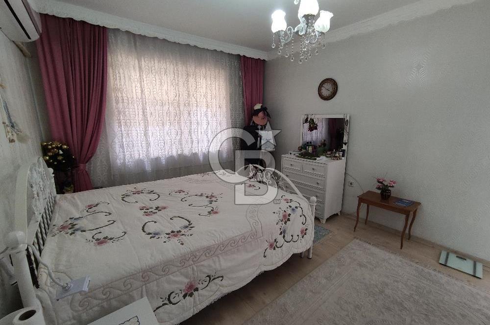 DENİZ VE GÖKDELEN MANZARALI ÖNÜ AÇIK SATILIK DAİRE