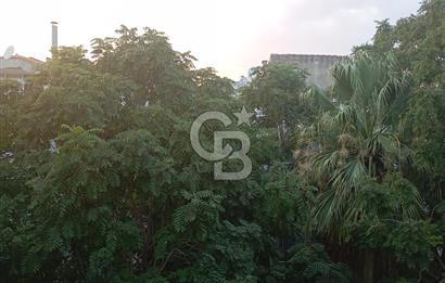 KARŞIKAYA ÇARŞININ KALBİNDE TAŞINMAYA HAZIR 2+1 EŞYALI DAİRE