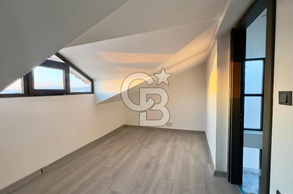Dikili Salihleraltında Satılık 5+1 Müstakil Fırsat Villa!