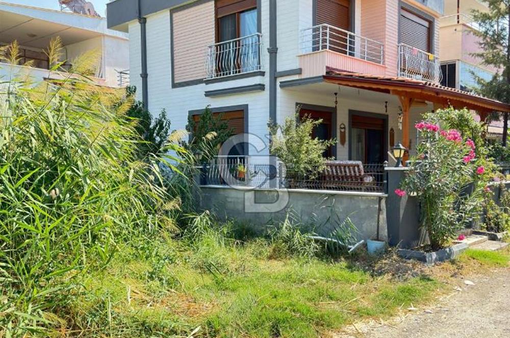 BALIKESİR EDREMİT ÇAMLIBEL'DE 5+1 SATILIK VİLLA
