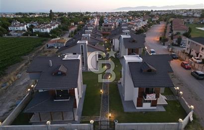 Dikili Salihleraltında Satılık 5+1 Müstakil Fırsat Villa!