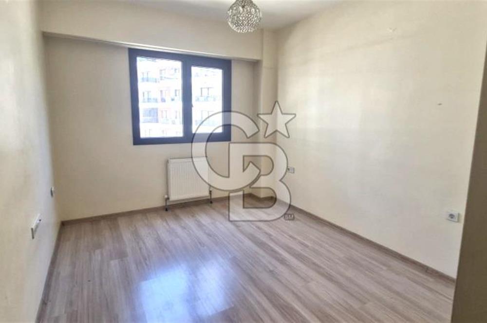KARŞIYAKA KONAKLARI SATILIK 2+1 DAİRE
