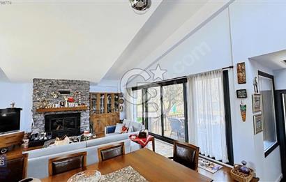  URLA BADEMLER 1000 m2 SATILIK MÜSTAKİL ŞÖMİNELİ 5+2 TAŞ VİLLA