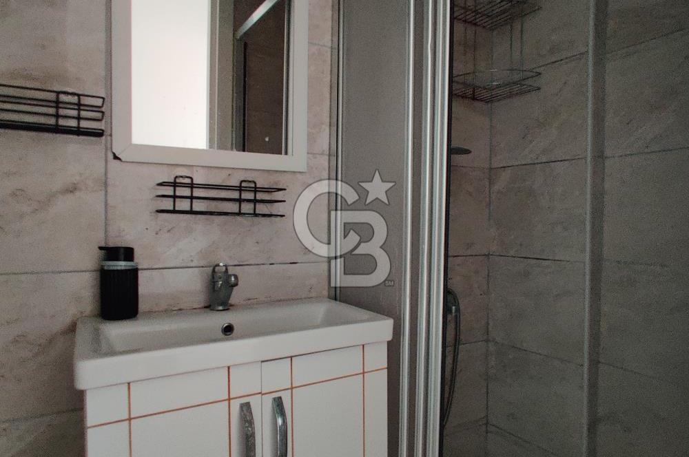 Şişli Kurtuluş Caddesi - Şahin Sokakta Satılık 2+1 Köşe Daire