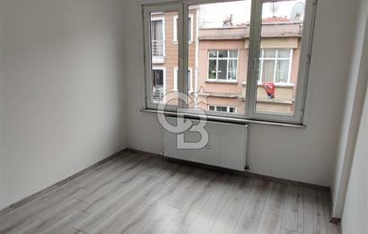 Şişli Kurtuluş Caddesi - Şahin Sokakta Satılık 2+1 Köşe Daire