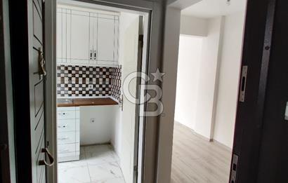 Şişli Kurtuluş Caddesi - Şahin Sokakta Satılık 2+1 Köşe Daire