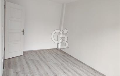 Şişli Kurtuluş Caddesi - Şahin Sokakta Satılık 2+1 Köşe Daire