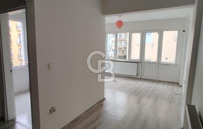 Şişli Kurtuluş Caddesi - Şahin Sokakta Satılık 2+1 Köşe Daire