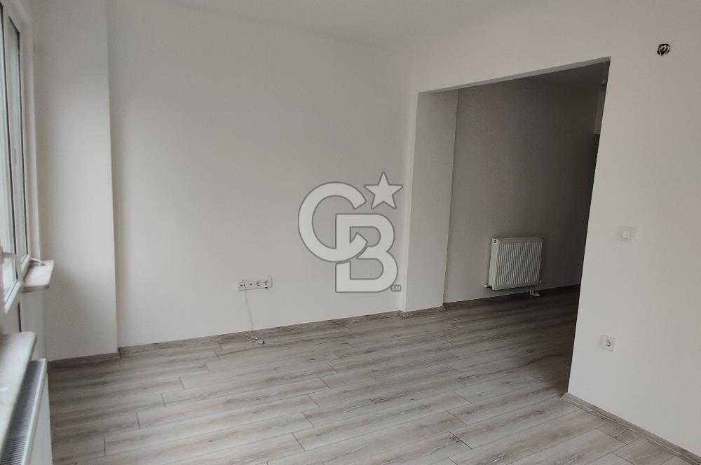 Şişli Kurtuluş Caddesi - Şahin Sokakta Satılık 2+1 Köşe Daire