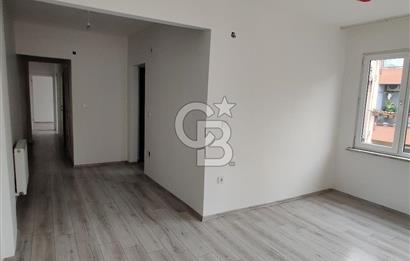 Şişli Kurtuluş Caddesi - Şahin Sokakta Satılık 2+1 Köşe Daire