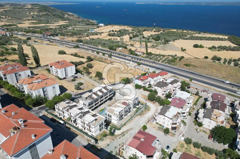 ÇANAKKALE İNTEPEDE BOĞAZ MANZARALI SATILIK TRİPLEKS VİLLA