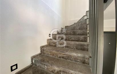 ÇANAKKALE İNTEPEDE BOĞAZ MANZARALI SATILIK TRİPLEKS VİLLA