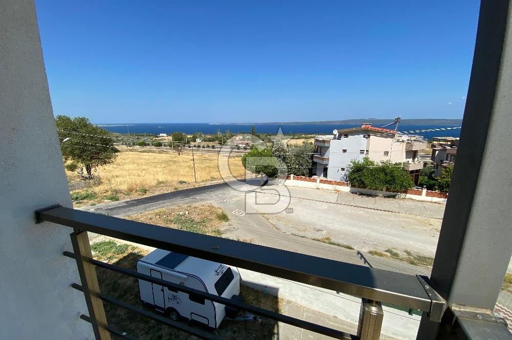 ÇANAKKALE İNTEPEDE BOĞAZ MANZARALI SATILIK TRİPLEKS VİLLA