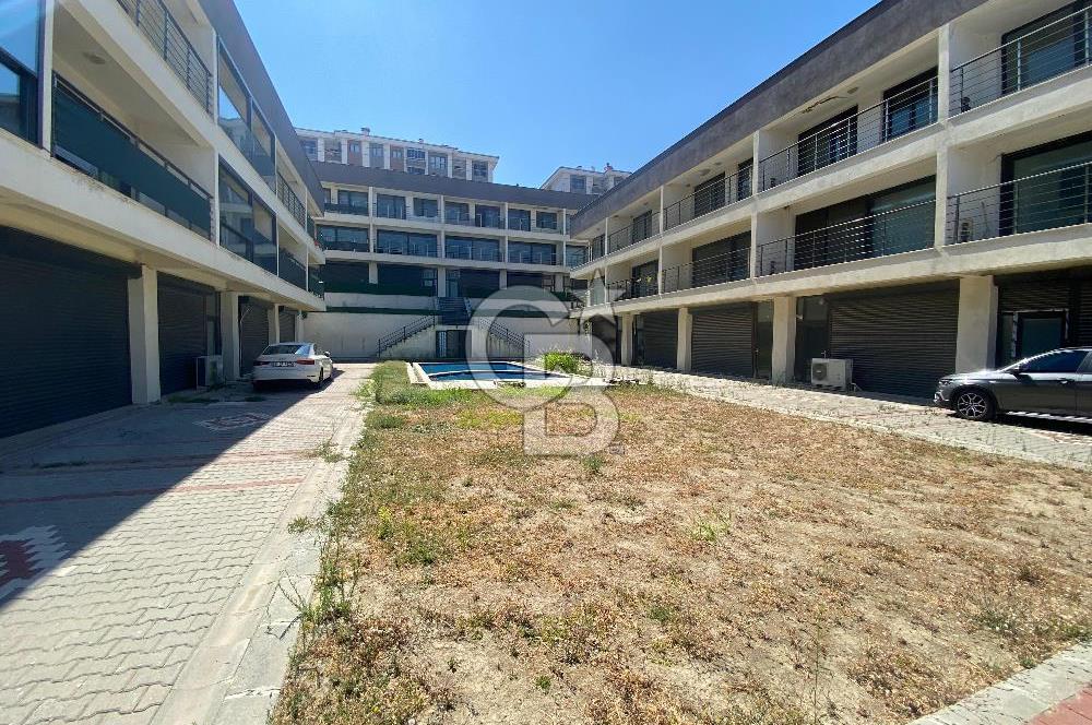 ÇANAKKALE İNTEPEDE BOĞAZ MANZARALI SATILIK TRİPLEKS VİLLA