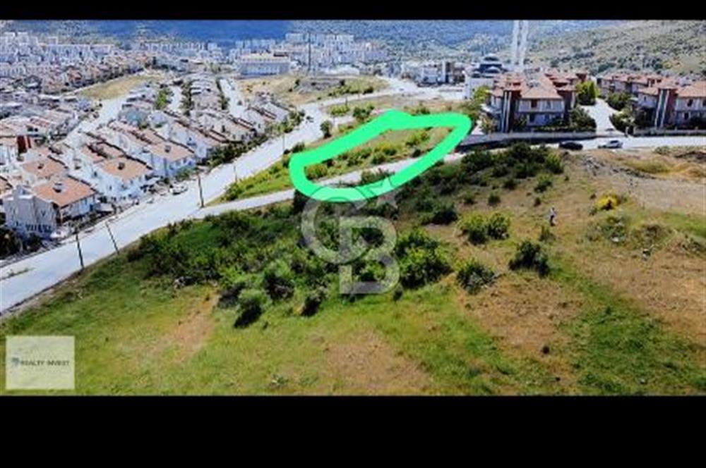 CB KiNG DEN GAZİOSMANPAŞA DA SATILIK ARSA