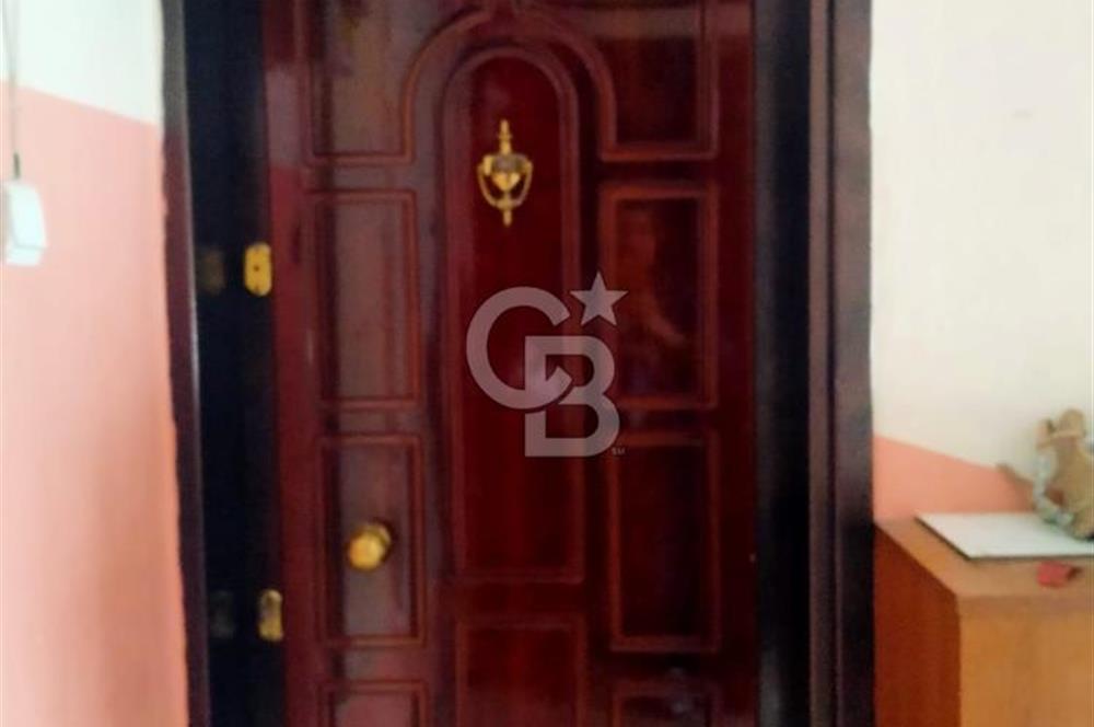 PEKER MAHALLESİNDE (BAHÇELİEVLER MEVKİİNDE ) 3+1 FERAH DAİRE