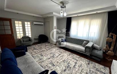 İZMİR BORNOVA YEŞİLOVA'DA SATILIK 5 KATLI BİNA