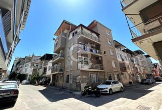 İZMİR BORNOVA YEŞİLOVA'DA SATILIK 5 KATLI BİNA