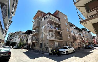İZMİR BORNOVA YEŞİLOVA'DA SATILIK 5 KATLI BİNA