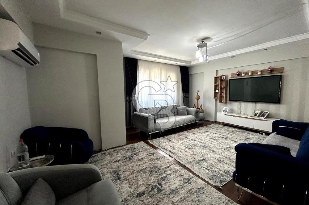 İZMİR BORNOVA YEŞİLOVA'DA SATILIK 5 KATLI BİNA
