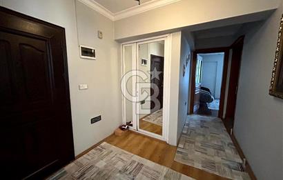 İZMİR BORNOVA YEŞİLOVA'DA SATILIK 5 KATLI BİNA