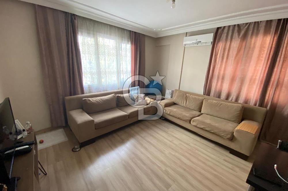 BORNOVA MERKEZ PAZAR YERİ SOKAĞINDA SATILIK 2+1 DAİRE