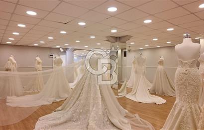 İzmir Mimar Kemalettin Moda Merkezinde Devren Kiralık Gelinlik Mağazası