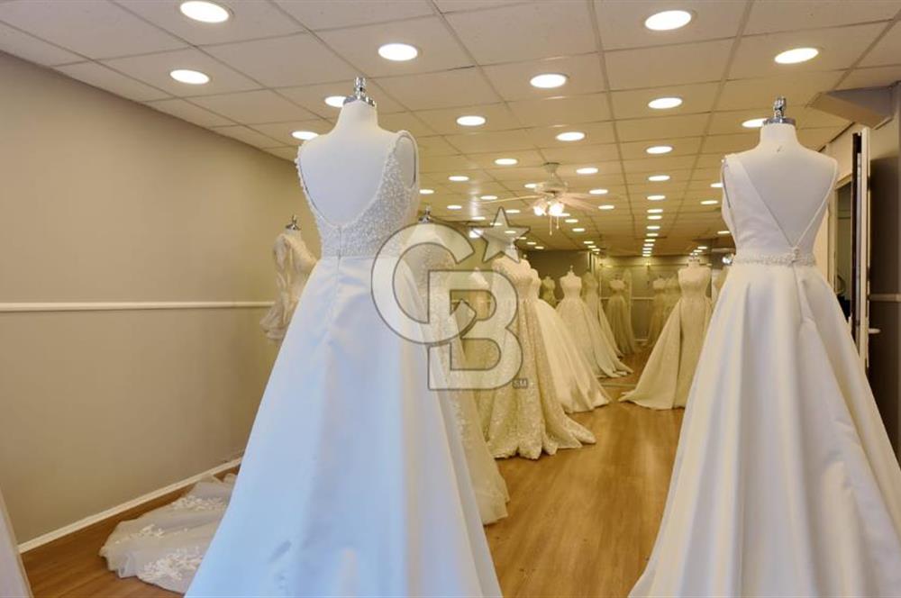 İzmir Mimar Kemalettin Moda Merkezinde Devren Kiralık Gelinlik Mağazası