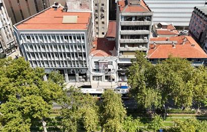 İzmir Mimar Kemalettin Moda Merkezinde Devren Kiralık Gelinlik Mağazası