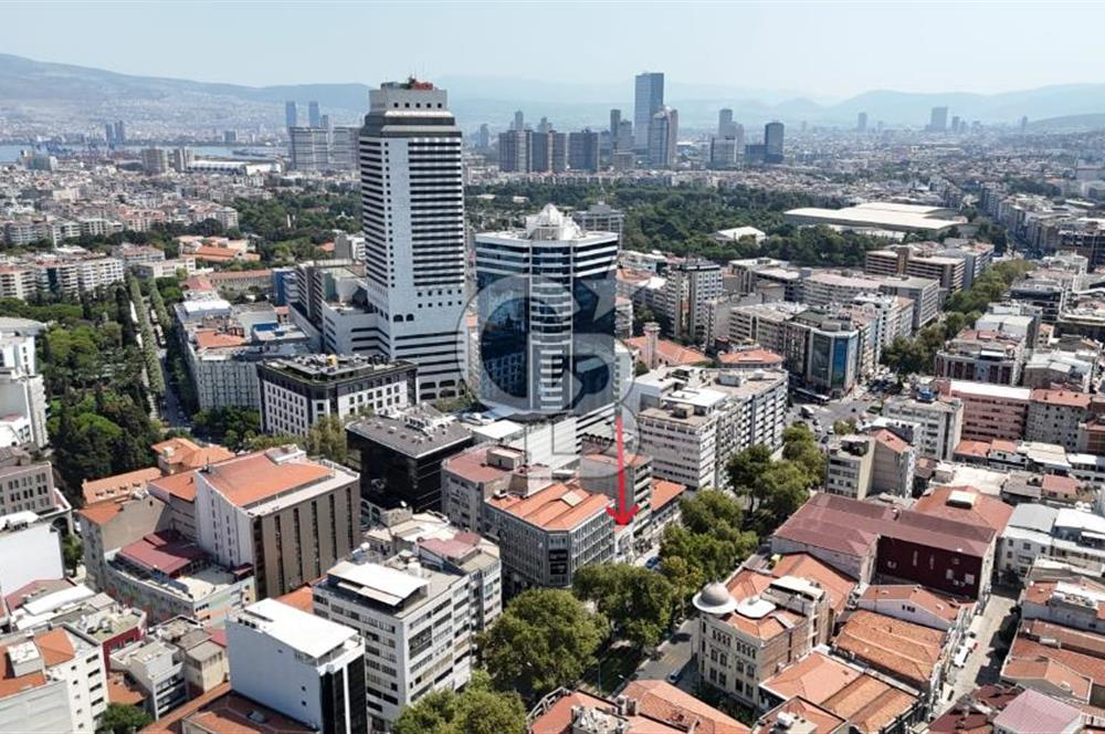 İzmir Mimar Kemalettin Moda Merkezinde Devren Kiralık Gelinlik Mağazası