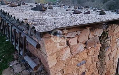 ÇANAKKALE ÇAN YAYKIN KÖYÜNDE SATILIK 40 M2 KARGİR SAMANLIK ,ARSA