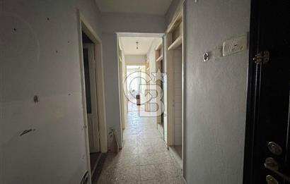 İzmir Buca'da Ana Cadde Üzeri Satılık Daire