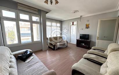 İzmir Buca'da Ana Cadde Üzeri Satılık Daire