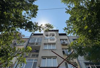 İzmir Buca'da Ana Cadde Üzeri Satılık Daire